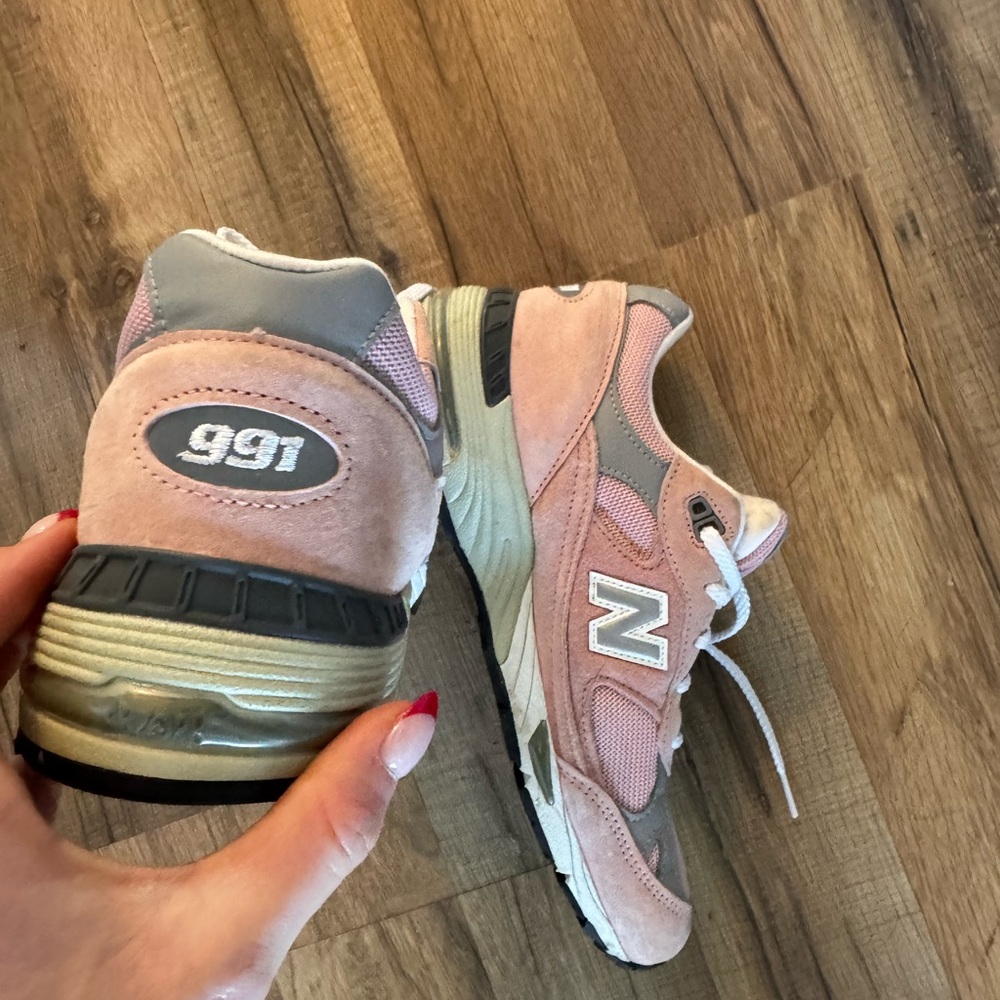 New Balance Pink and Gray Athletic Shoes